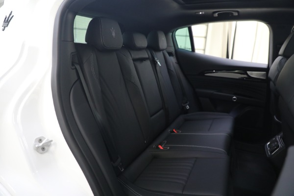 New 2023 Maserati Grecale Modena for sale $87,895 at Bentley Greenwich in Greenwich CT 06830 26