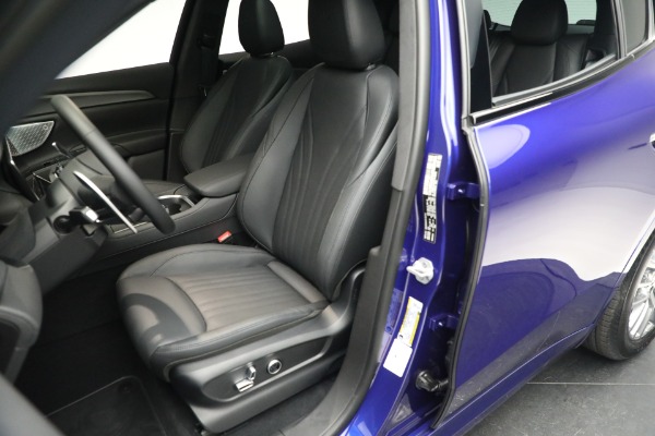 New 2023 Maserati Grecale GT for sale $72,095 at Bentley Greenwich in Greenwich CT 06830 16