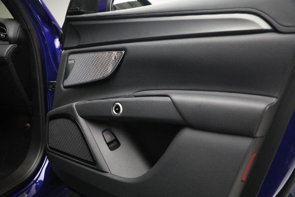 New 2023 Maserati Grecale GT for sale $72,095 at Bentley Greenwich in Greenwich CT 06830 21