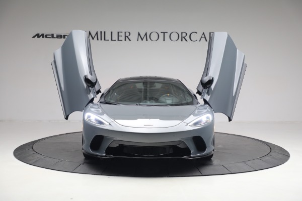 New 2023 McLaren GT Luxe for sale $244,330 at Bentley Greenwich in Greenwich CT 06830 14