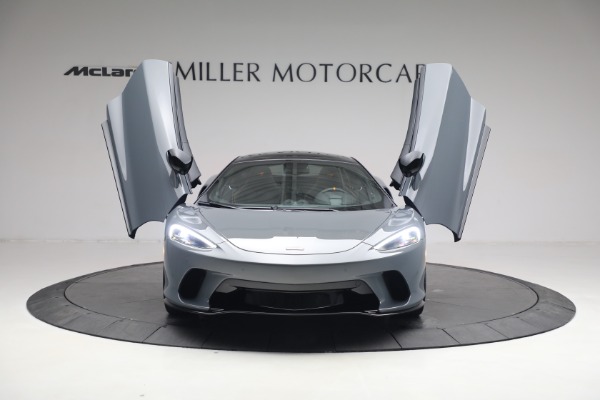 Used 2023 McLaren GT Luxe for sale $179,900 at Bentley Greenwich in Greenwich CT 06830 14
