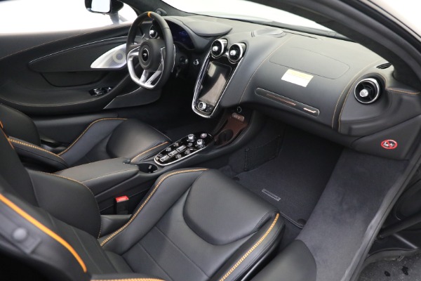 Used 2023 McLaren GT Luxe for sale $179,900 at Bentley Greenwich in Greenwich CT 06830 26