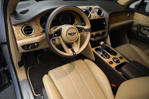 Used 2020 Bentley Bentayga V8 for sale Sold at Bentley Greenwich in Greenwich CT 06830 15