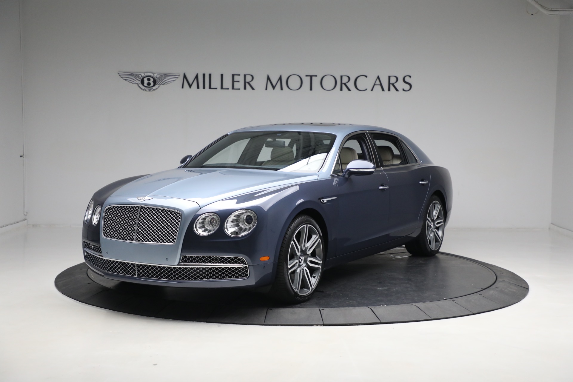Used 2018 Bentley Flying Spur W12 for sale Sold at Bentley Greenwich in Greenwich CT 06830 1