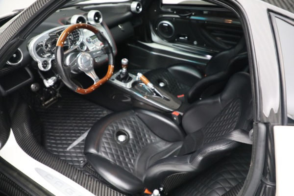 Used 2007 Pagani Zonda F for sale Call for price at Bentley Greenwich in Greenwich CT 06830 16