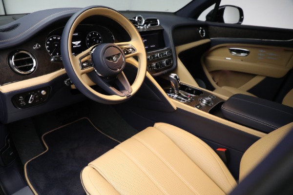 New 2023 Bentley Bentayga EWB V8 for sale $259,345 at Bentley Greenwich in Greenwich CT 06830 18