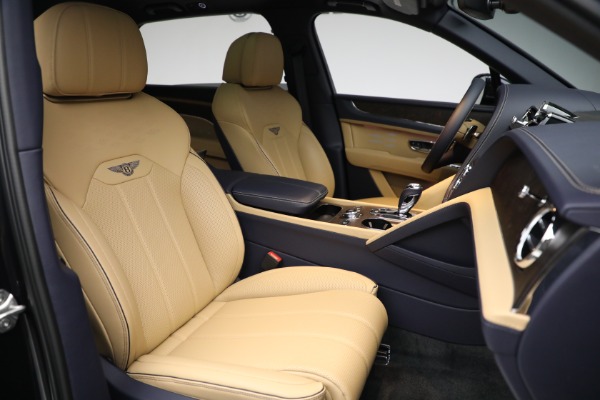 New 2023 Bentley Bentayga EWB V8 for sale $259,345 at Bentley Greenwich in Greenwich CT 06830 24