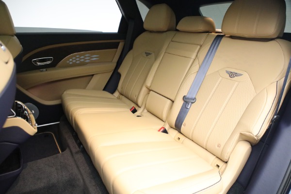 New 2023 Bentley Bentayga EWB V8 for sale $259,345 at Bentley Greenwich in Greenwich CT 06830 26