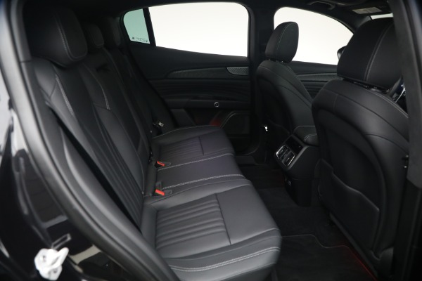 Used 2023 Maserati Grecale GT for sale $40,900 at Bentley Greenwich in Greenwich CT 06830 18