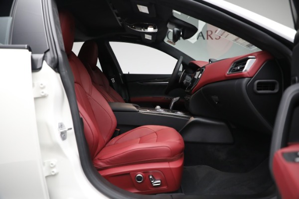 New 2023 Maserati Ghibli Modena Q4 for sale $111,055 at Bentley Greenwich in Greenwich CT 06830 17