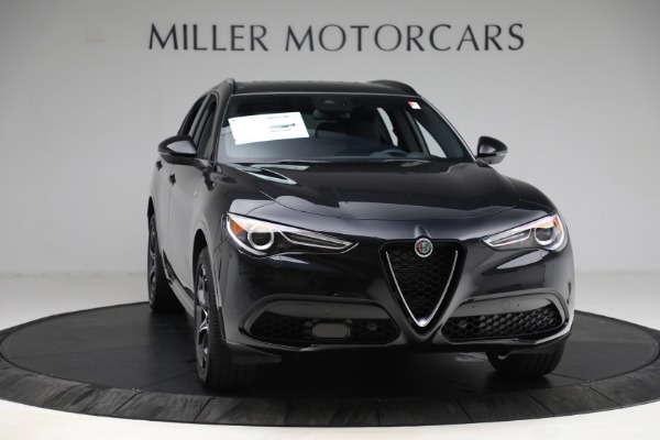 New 2023 Alfa Romeo Stelvio Ti for sale $60,550 at Bentley Greenwich in Greenwich CT 06830 11