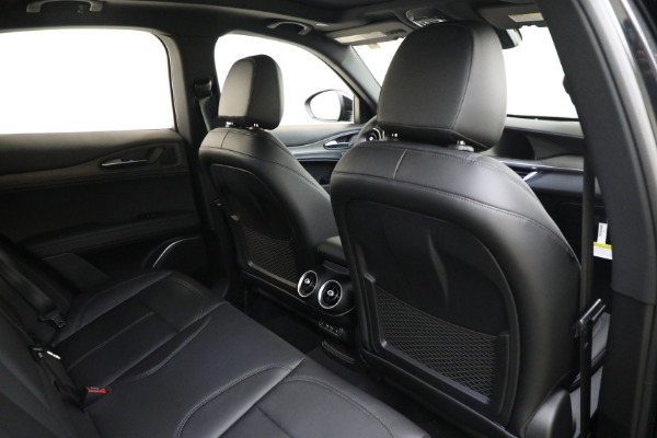 New 2023 Alfa Romeo Stelvio Ti for sale $60,550 at Bentley Greenwich in Greenwich CT 06830 26