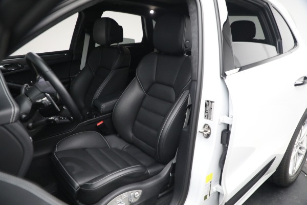 Used 2021 Porsche Macan Turbo for sale $84,900 at Bentley Greenwich in Greenwich CT 06830 15