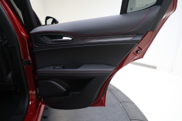 New 2023 Alfa Romeo Stelvio Estrema for sale $63,465 at Bentley Greenwich in Greenwich CT 06830 27