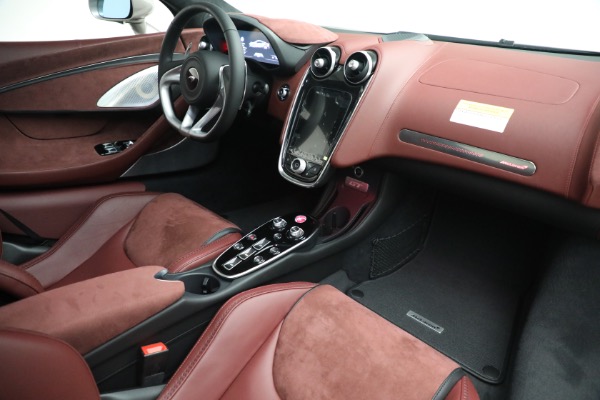 New 2023 McLaren GT Pioneer for sale Sold at Bentley Greenwich in Greenwich CT 06830 24
