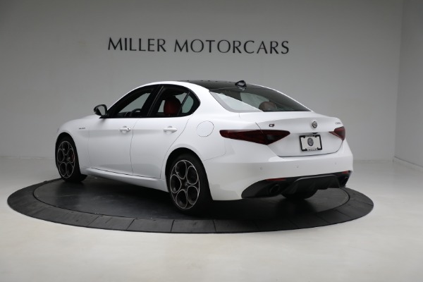 New 2023 Alfa Romeo Giulia Veloce for sale Sold at Bentley Greenwich in Greenwich CT 06830 5