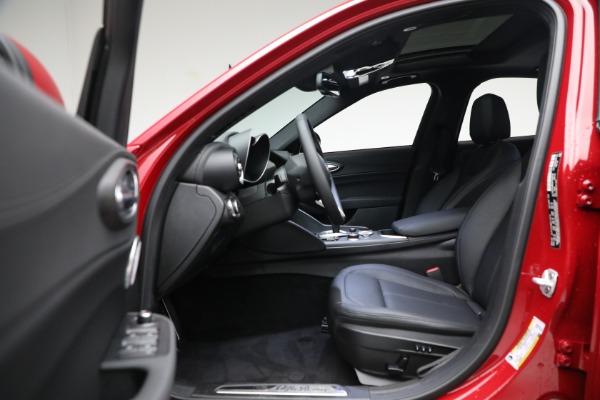 New 2023 Alfa Romeo Giulia Ti for sale $53,910 at Bentley Greenwich in Greenwich CT 06830 14