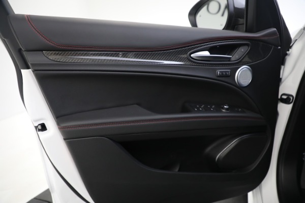 New 2023 Alfa Romeo Stelvio Estrema for sale Call for price at Bentley Greenwich in Greenwich CT 06830 25
