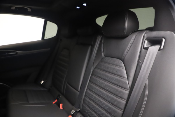 New 2023 Alfa Romeo Stelvio Veloce for sale $60,940 at Bentley Greenwich in Greenwich CT 06830 16