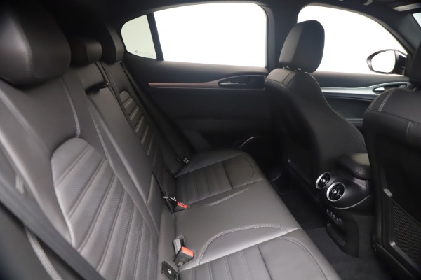New 2023 Alfa Romeo Stelvio Veloce for sale $60,940 at Bentley Greenwich in Greenwich CT 06830 23