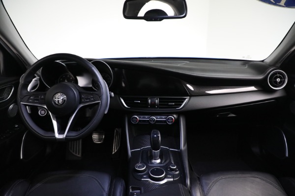 Used 2019 Alfa Romeo Giulia Ti Sport Carbon for sale $34,900 at Bentley Greenwich in Greenwich CT 06830 13