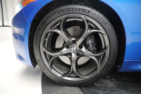 Used 2019 Alfa Romeo Giulia Ti Sport Carbon for sale $34,900 at Bentley Greenwich in Greenwich CT 06830 28