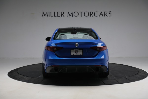 Used 2019 Alfa Romeo Giulia Ti Sport Carbon for sale $34,900 at Bentley Greenwich in Greenwich CT 06830 6