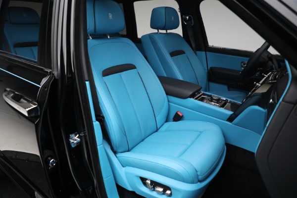 Used 2022 Rolls-Royce Black Badge Cullinan for sale $395,900 at Bentley Greenwich in Greenwich CT 06830 21