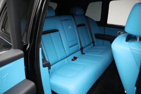 Used 2022 Rolls-Royce Black Badge Cullinan for sale $395,900 at Bentley Greenwich in Greenwich CT 06830 23