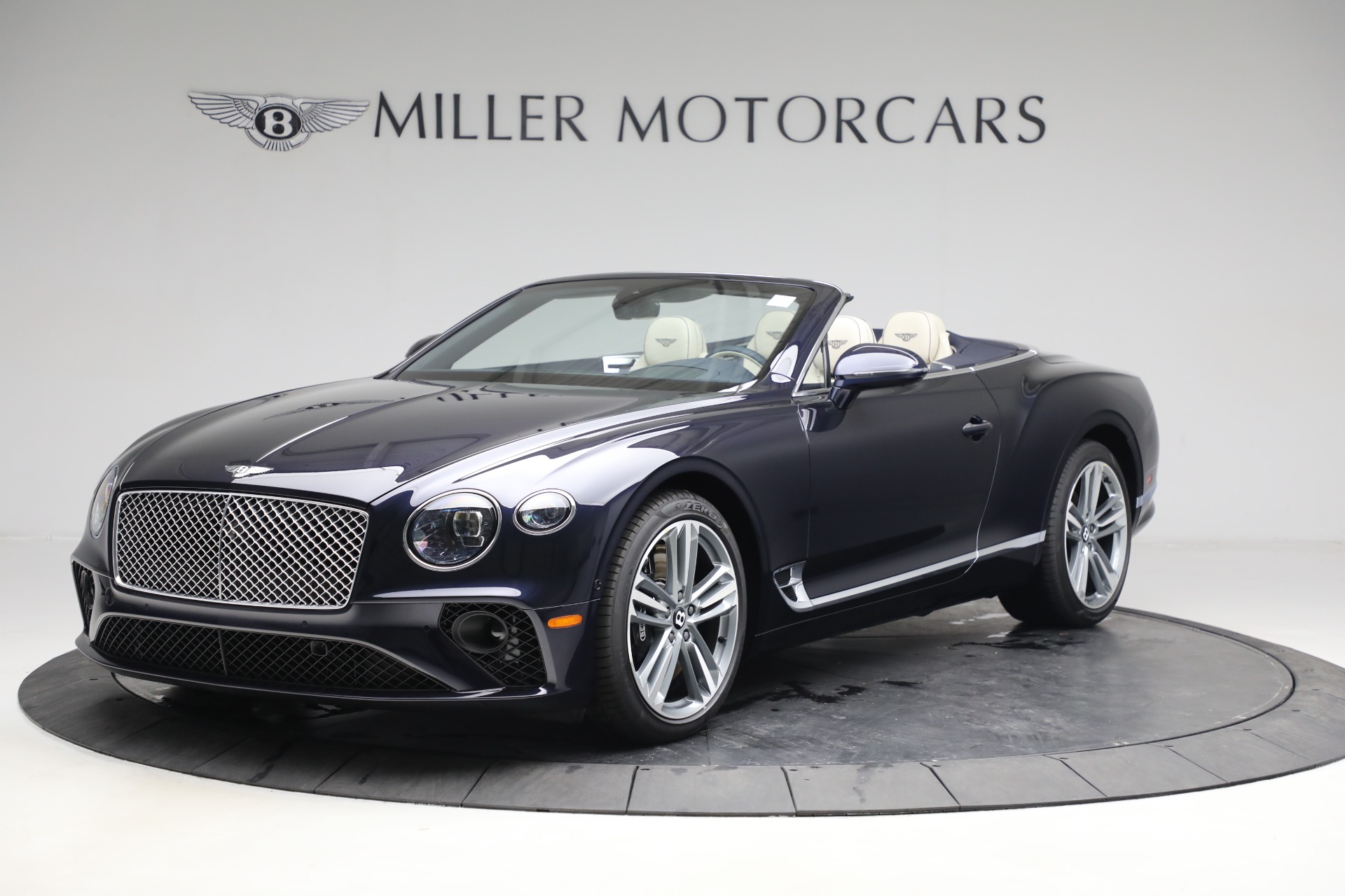 New 2023 Bentley Continental GTC V8 for sale $291,225 at Bentley Greenwich in Greenwich CT 06830 1