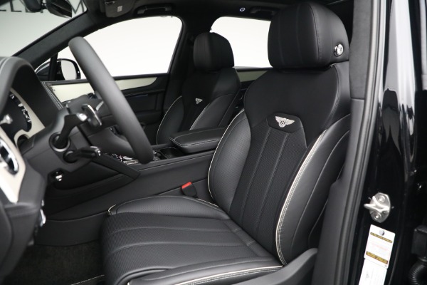 New 2023 Bentley Bentayga V8 for sale $238,470 at Bentley Greenwich in Greenwich CT 06830 20