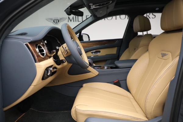 New 2023 Bentley Bentayga V8 for sale $230,170 at Bentley Greenwich in Greenwich CT 06830 18