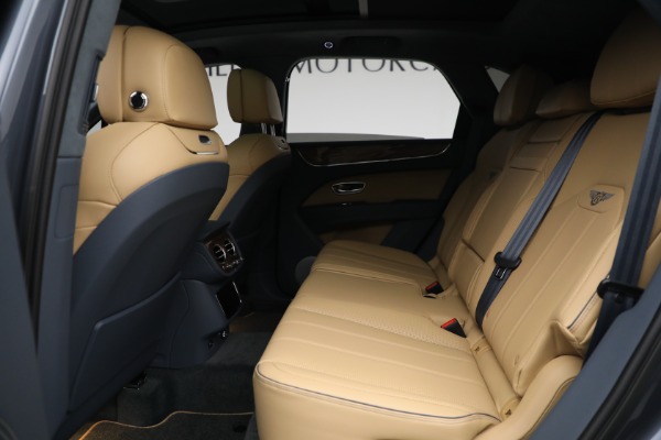 New 2023 Bentley Bentayga V8 for sale $230,170 at Bentley Greenwich in Greenwich CT 06830 22