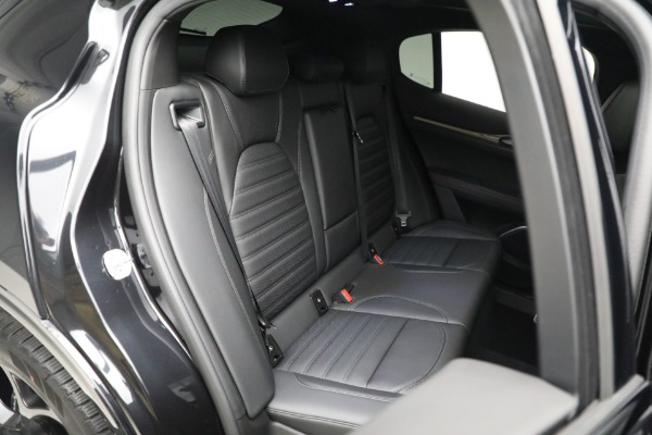 New 2023 Alfa Romeo Stelvio Estrema for sale $63,175 at Bentley Greenwich in Greenwich CT 06830 22