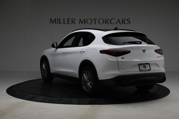 New 2023 Alfa Romeo Stelvio Sprint for sale $51,665 at Bentley Greenwich in Greenwich CT 06830 5
