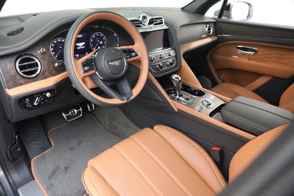 New 2023 Bentley Bentayga EWB Azure V8 for sale $274,655 at Bentley Greenwich in Greenwich CT 06830 20