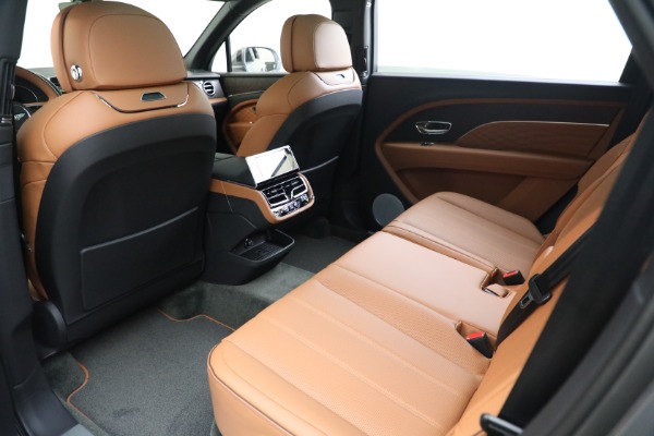 New 2023 Bentley Bentayga EWB Azure V8 for sale $274,655 at Bentley Greenwich in Greenwich CT 06830 23