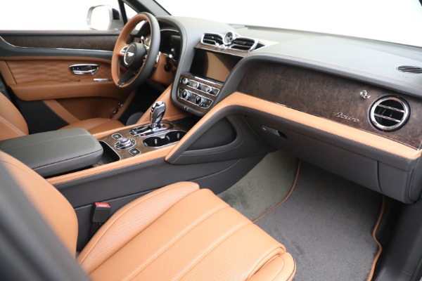 New 2023 Bentley Bentayga EWB Azure V8 for sale $274,655 at Bentley Greenwich in Greenwich CT 06830 27