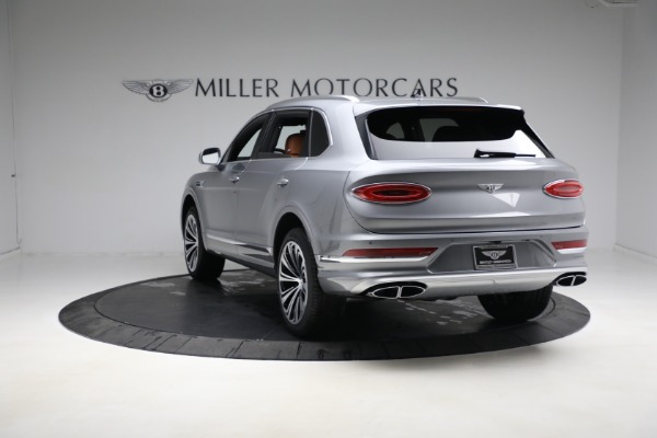 New 2023 Bentley Bentayga EWB Azure V8 for sale $274,655 at Bentley Greenwich in Greenwich CT 06830 6