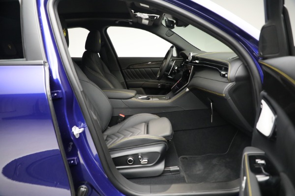 New 2023 Maserati Grecale Modena for sale $79,995 at Bentley Greenwich in Greenwich CT 06830 16