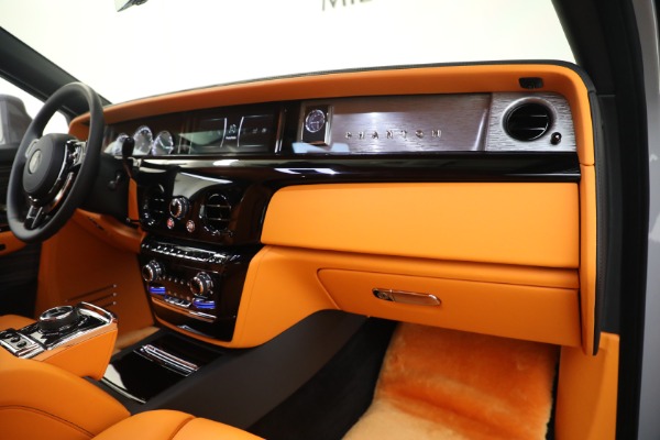 New 2023 Rolls-Royce Phantom EWB for sale Sold at Bentley Greenwich in Greenwich CT 06830 18