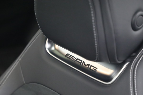 Used 2021 Mercedes-Benz AMG GT 63 for sale $119,900 at Bentley Greenwich in Greenwich CT 06830 16