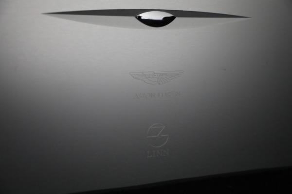 Used 2005 Aston Martin V12 Vanquish S for sale $199,900 at Bentley Greenwich in Greenwich CT 06830 27