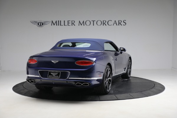 New 2023 Bentley Continental GTC Azure V8 for sale $334,475 at Bentley Greenwich in Greenwich CT 06830 20