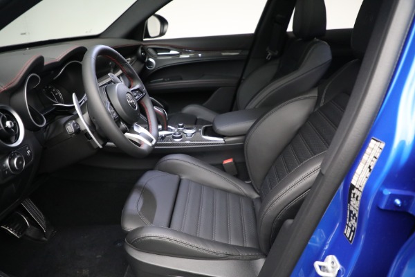 New 2023 Alfa Romeo Stelvio Estrema for sale $63,625 at Bentley Greenwich in Greenwich CT 06830 13