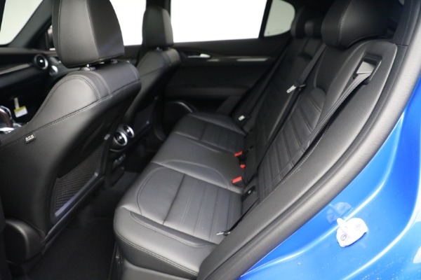 New 2023 Alfa Romeo Stelvio Estrema for sale $63,625 at Bentley Greenwich in Greenwich CT 06830 23