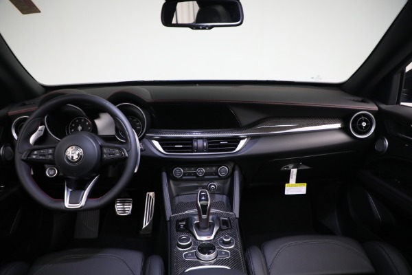 New 2023 Alfa Romeo Stelvio Estrema for sale $63,625 at Bentley Greenwich in Greenwich CT 06830 28