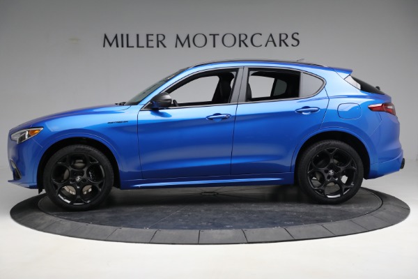 New 2023 Alfa Romeo Stelvio Estrema for sale $63,625 at Bentley Greenwich in Greenwich CT 06830 3