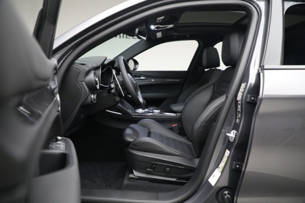 New 2023 Alfa Romeo Stelvio Quadrifoglio for sale $79,900 at Bentley Greenwich in Greenwich CT 06830 13