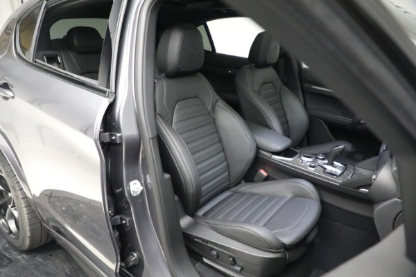 New 2023 Alfa Romeo Stelvio Quadrifoglio for sale $79,900 at Bentley Greenwich in Greenwich CT 06830 14